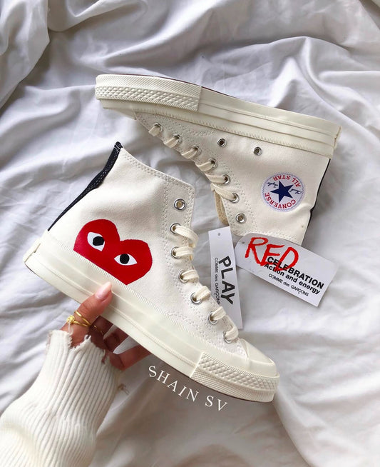Commes White