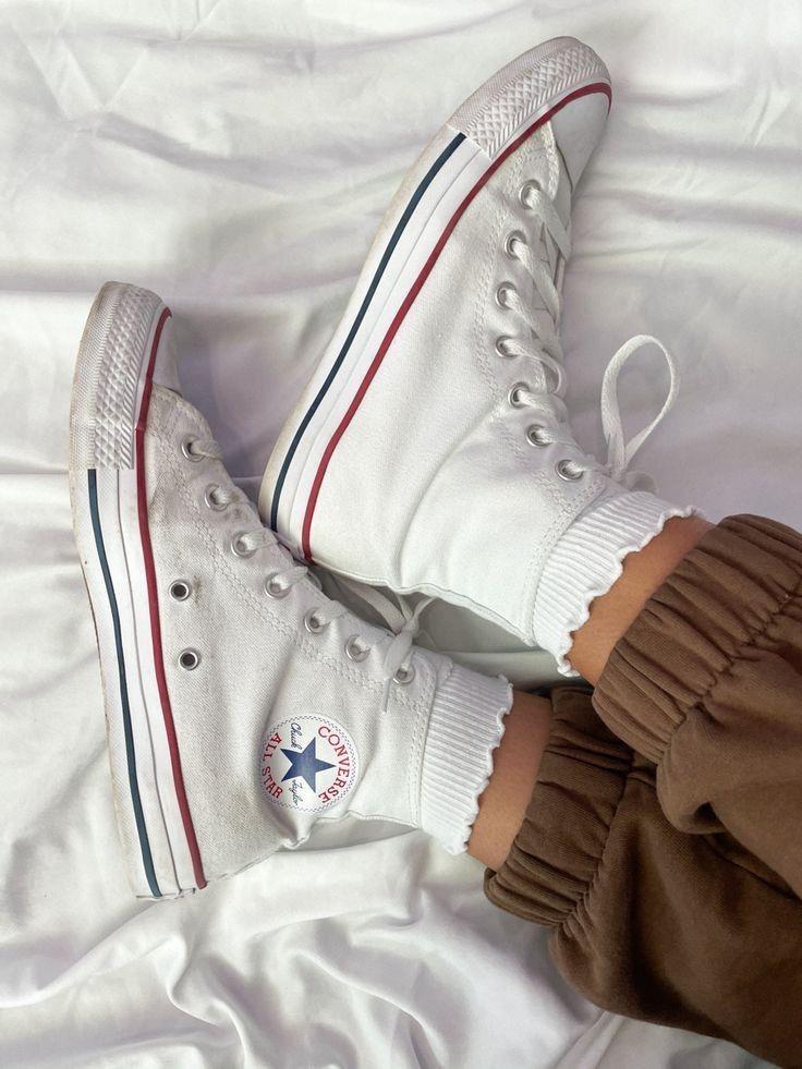 Taylor Classic White