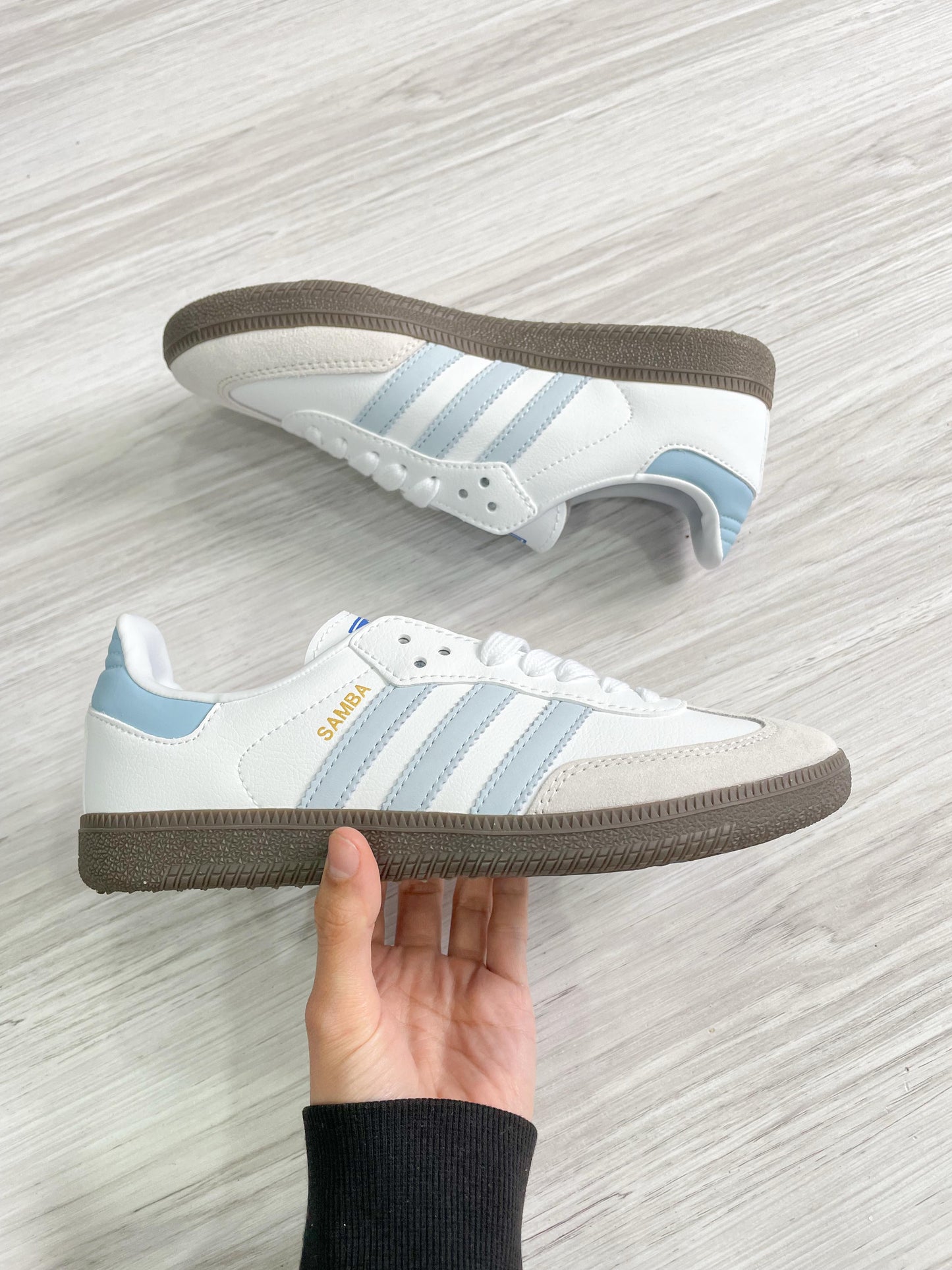 Samba Skyblue