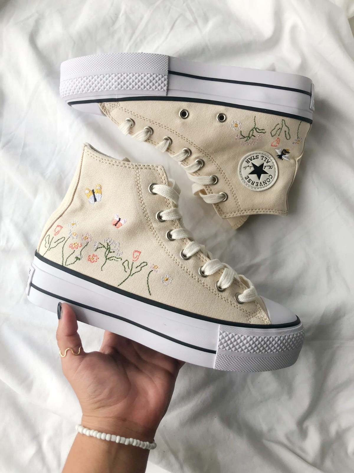 Platform honey beige