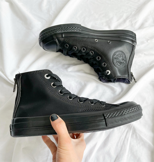 Taylor Total Black