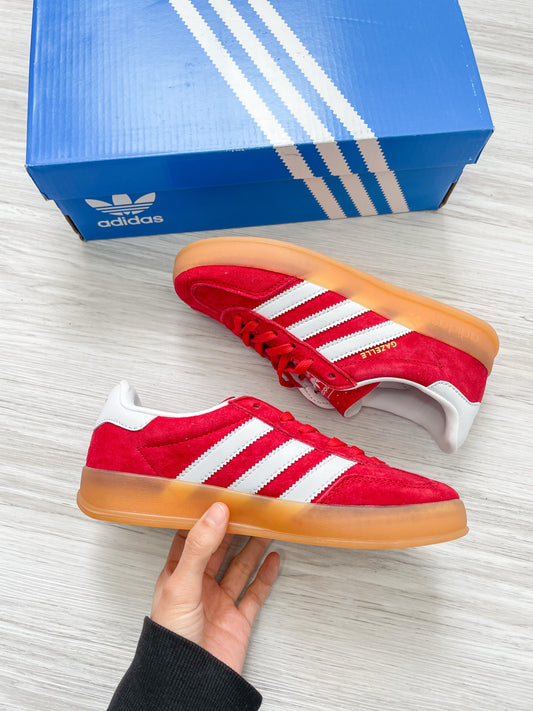 Gazelle Red