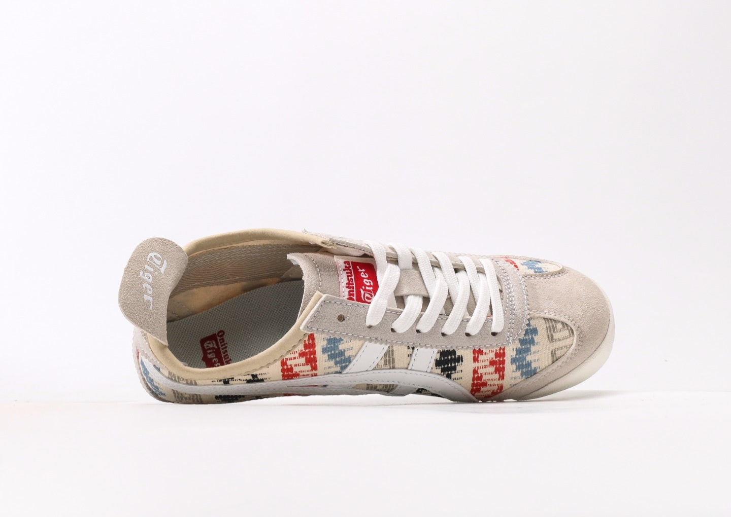 Onitsuka Tiger/ Asics