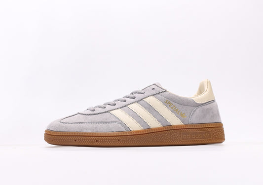 Adidas spezial