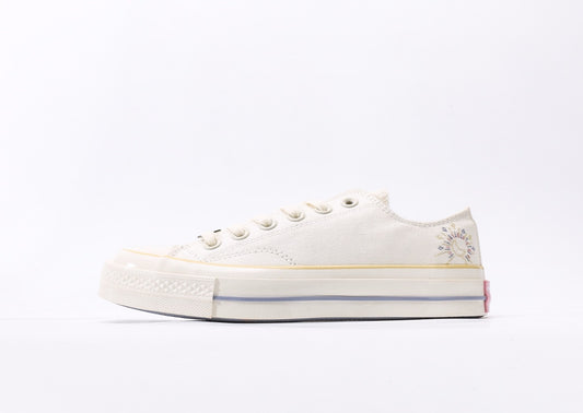 Converse low