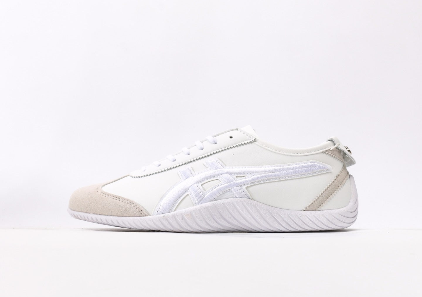 Onitsuka Tiger/ Asics