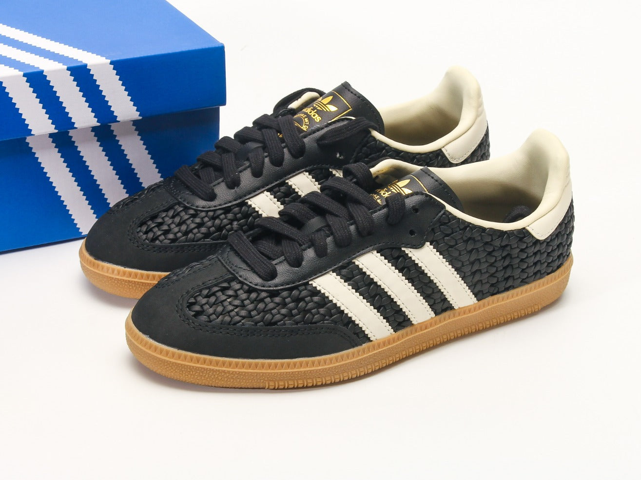 Samba Sneakers