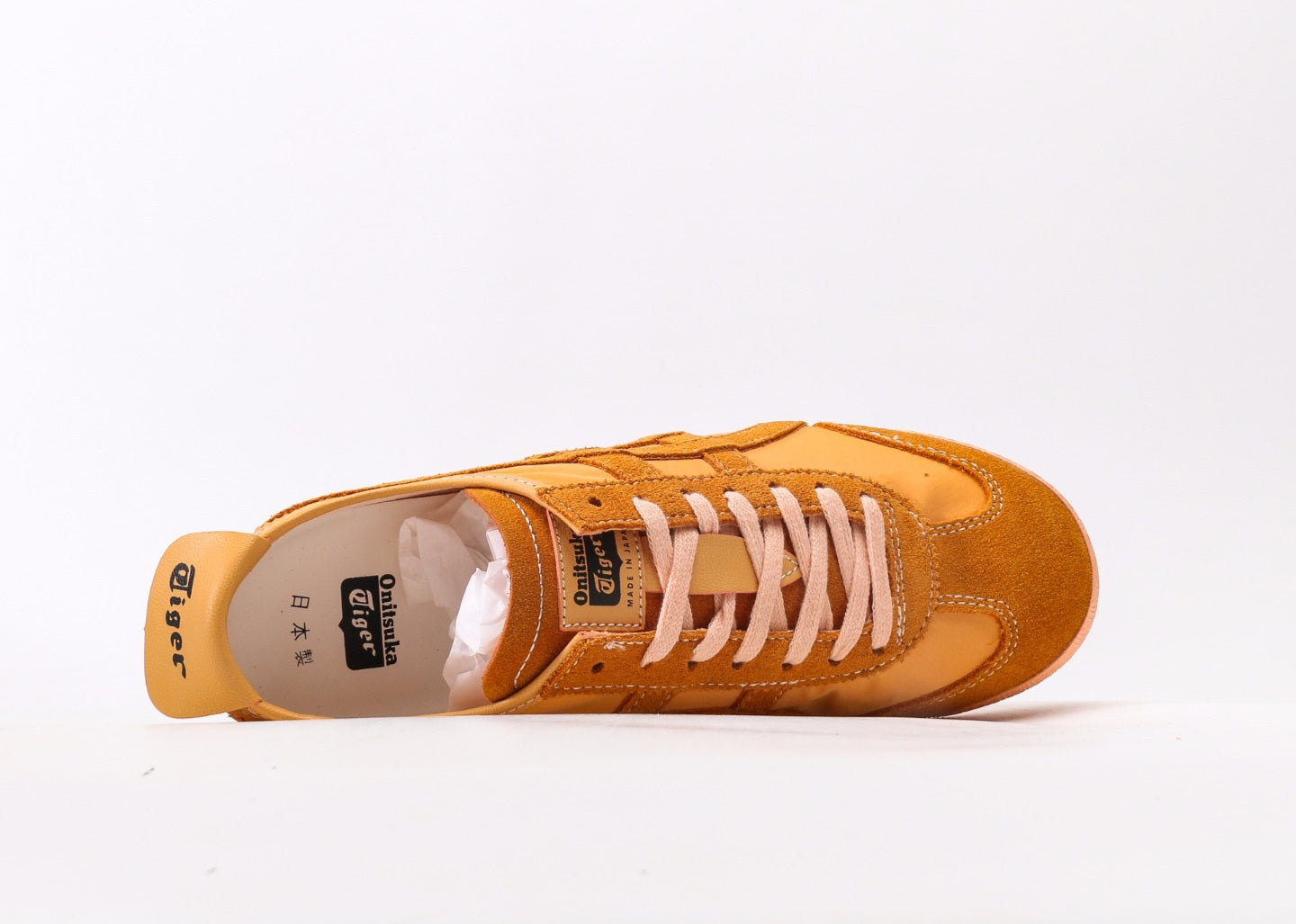 Onitsuka Tiger/ Asics