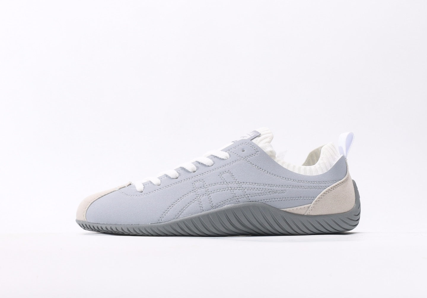 Onitsuka Tiger/ Asics